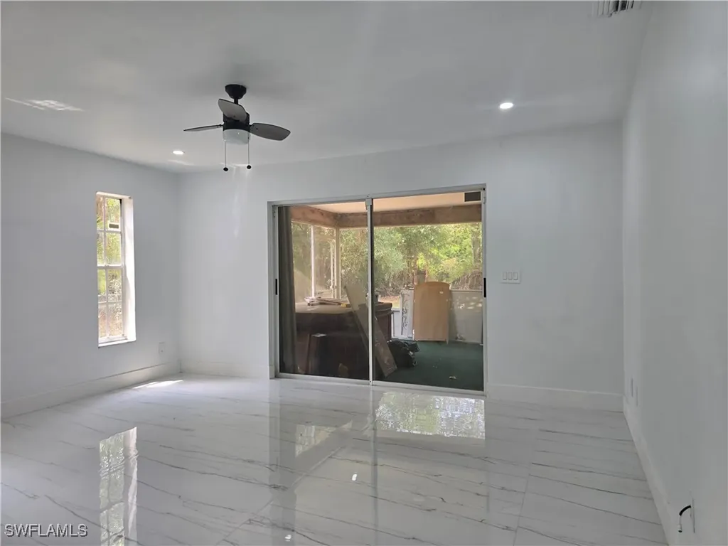 140 S Davis Street Labelle FL 33935