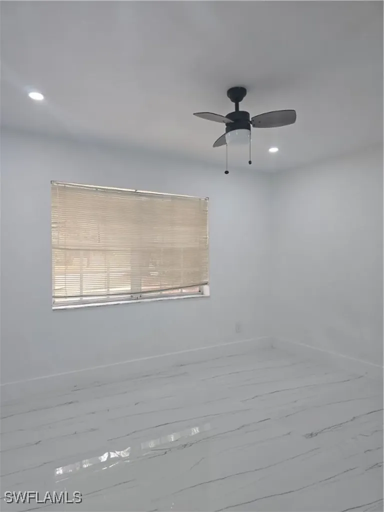 140 S Davis Street Labelle FL 33935