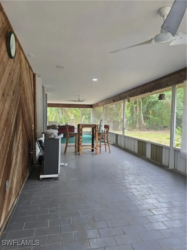 140 S Davis Street Labelle FL 33935