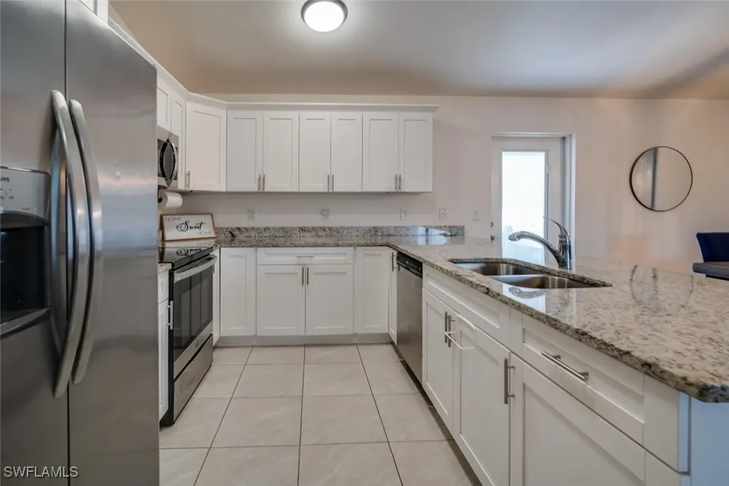 325 NW 10th Terrace Cape Coral FL 33993