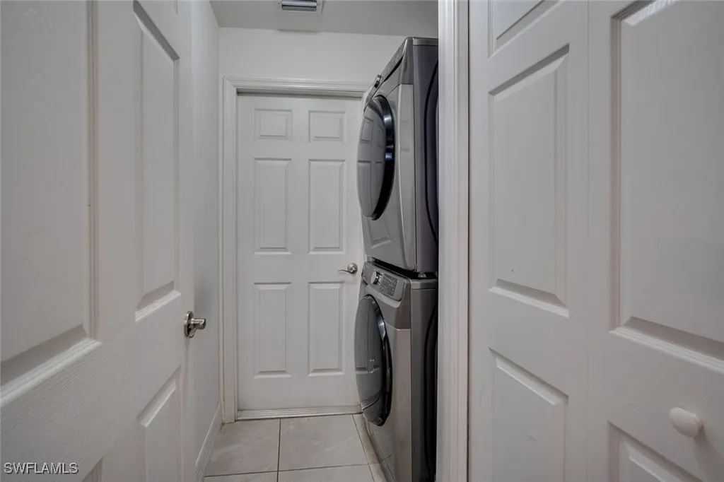 325 NW 10th Terrace Cape Coral FL 33993