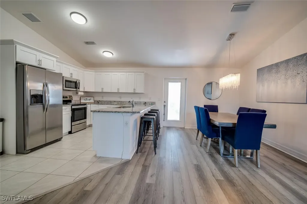 325 NW 10th Terrace Cape Coral FL 33993