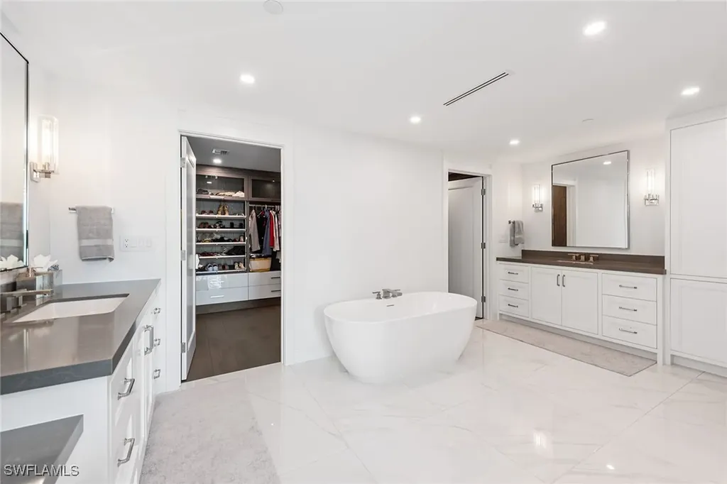 13945 Old Coast Road Naples FL 34110