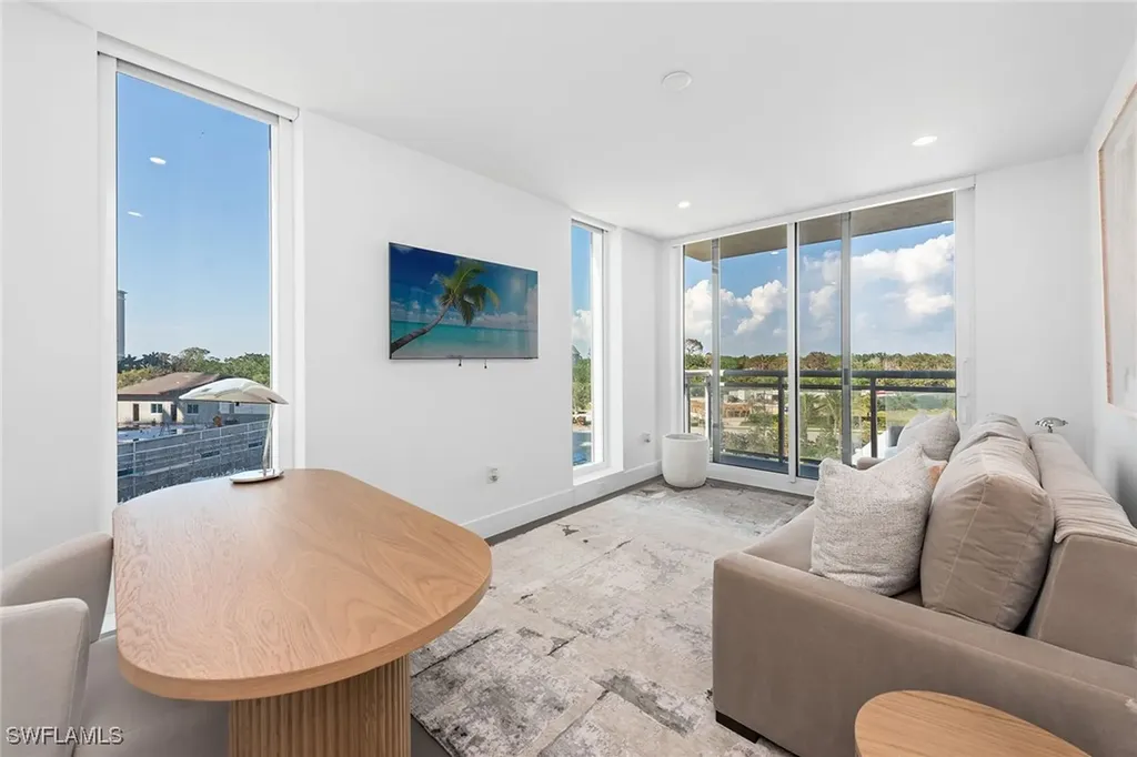 13945 Old Coast Road Naples FL 34110