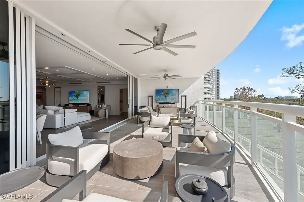 13945 Old Coast Road Naples FL 34110