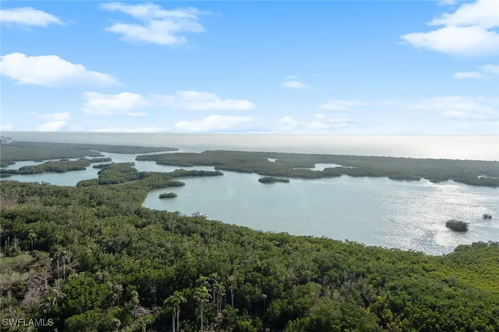 13945 Old Coast Road Naples FL 34110