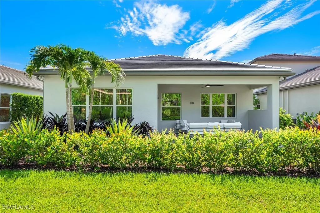 11261 Daphne Court Naples FL 34120