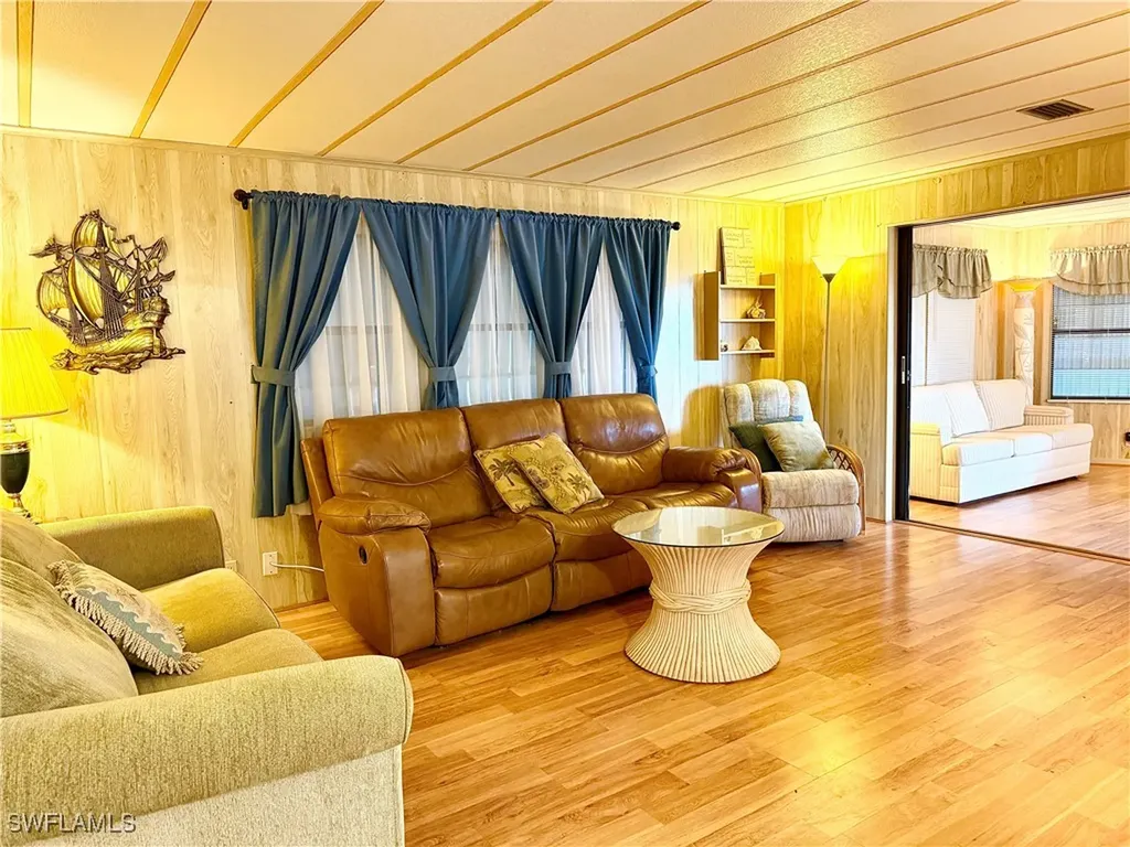 16 Turquoise Avenue Naples FL 34114