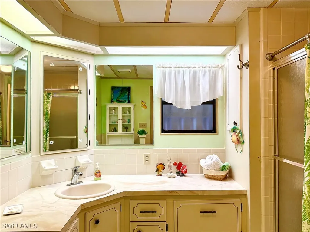 16 Turquoise Avenue Naples FL 34114