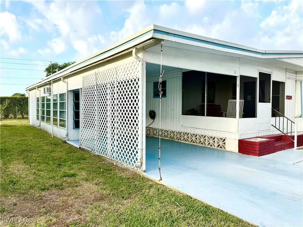 16 Turquoise Avenue Naples FL 34114