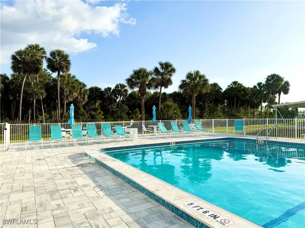 16 Turquoise Avenue Naples FL 34114