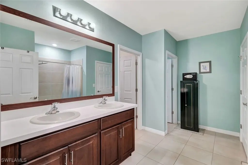 2701 NW Embers Terrace Cape Coral FL 33993