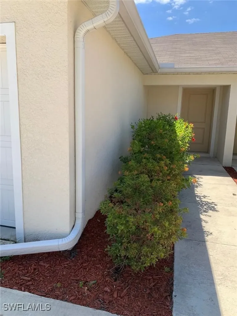 9084 Aegean Circle Lehigh Acres FL 33936
