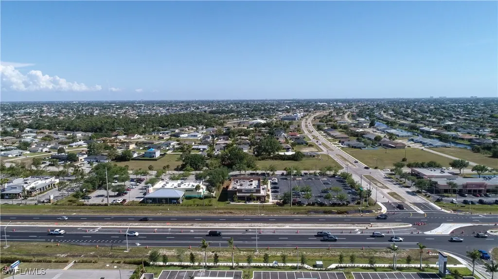 758 SW 4th Street Cape Coral FL 33991