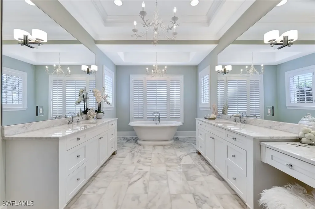 455 13th Avenue S Naples FL 34102