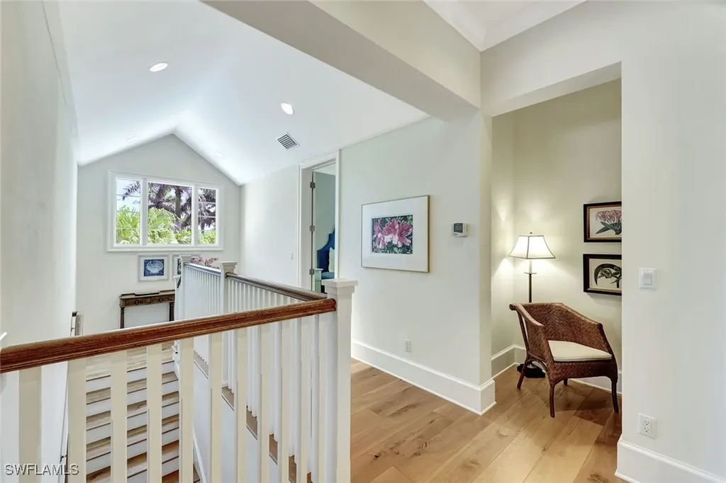 455 13th Avenue S Naples FL 34102