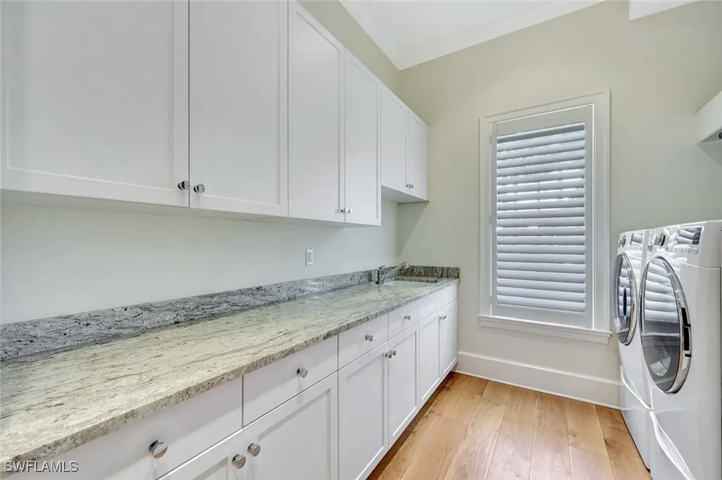 455 13th Avenue S Naples FL 34102