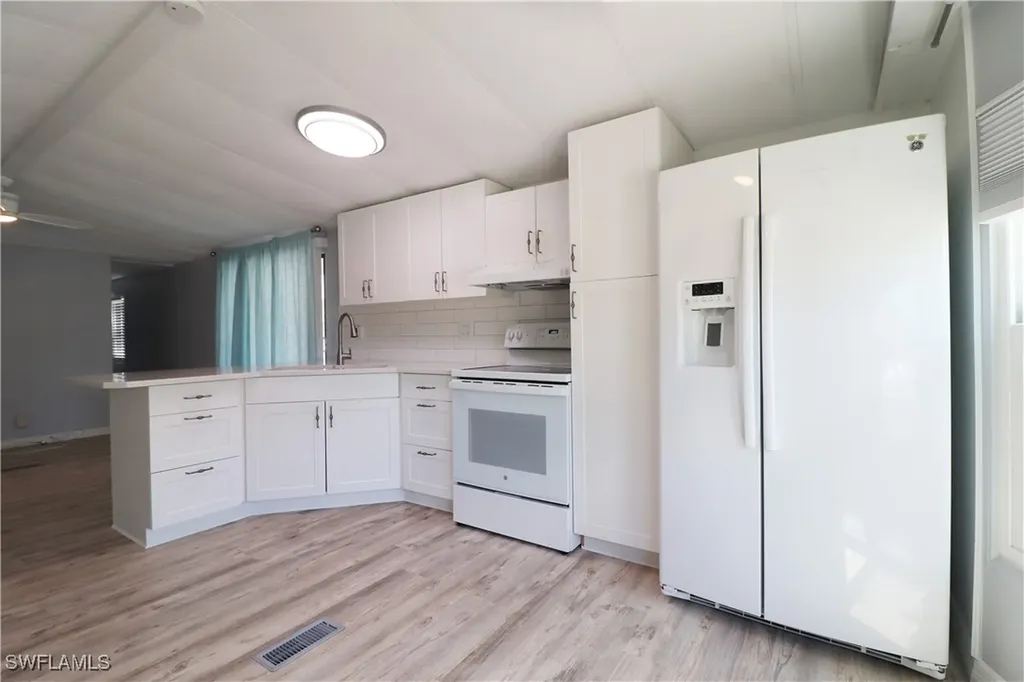 221 Grassy Key Lane Naples FL 34114