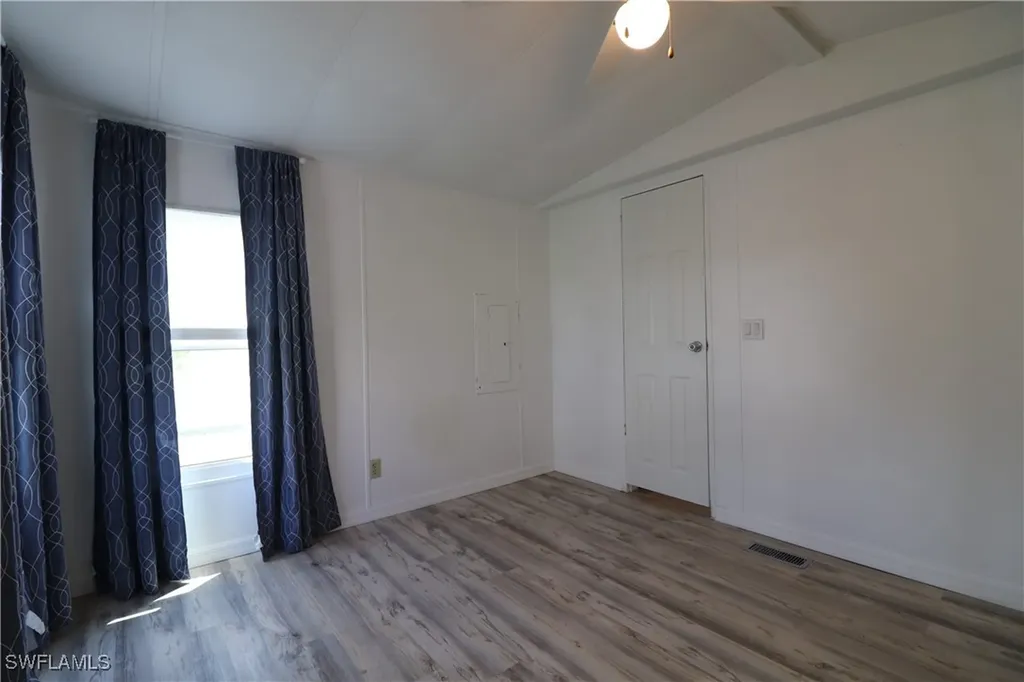 221 Grassy Key Lane Naples FL 34114