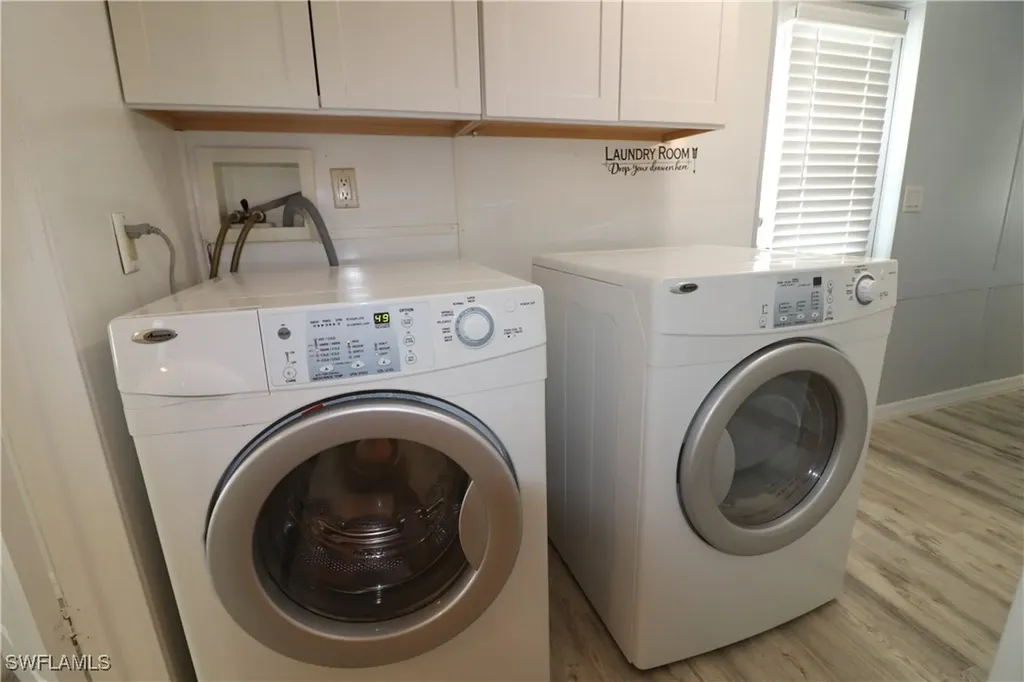 221 Grassy Key Lane Naples FL 34114