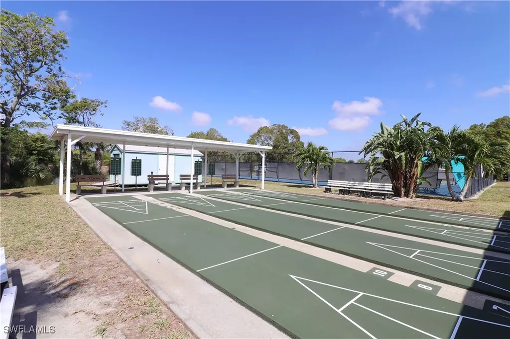 221 Grassy Key Lane Naples FL 34114