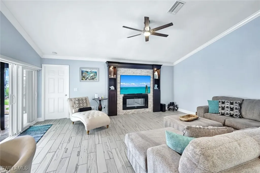 5301 Chiquita Boulevard S Cape Coral FL 33914