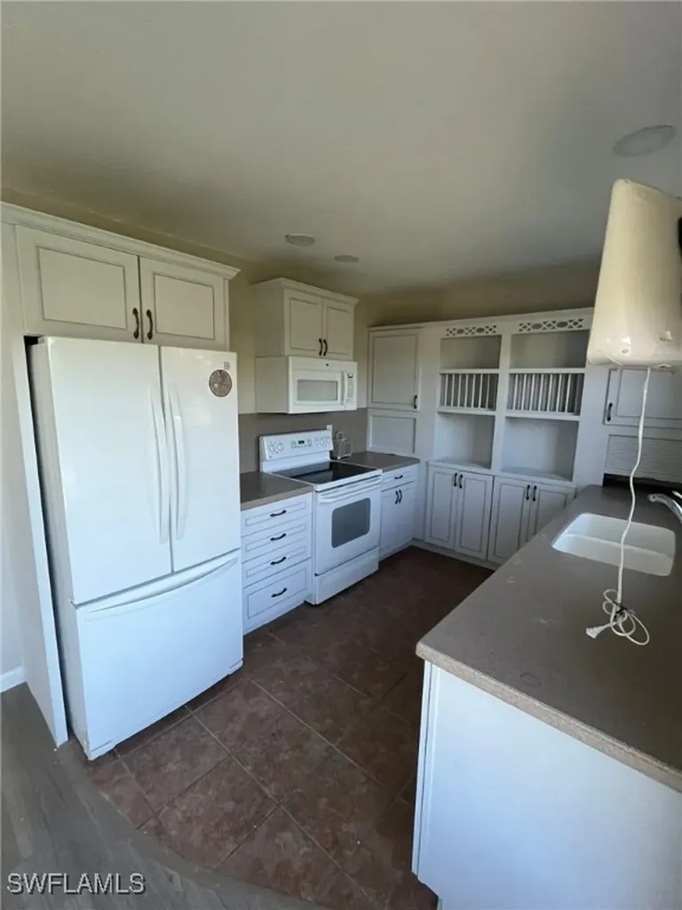 6824 Sandtrap Drive Fort Myers FL 33919