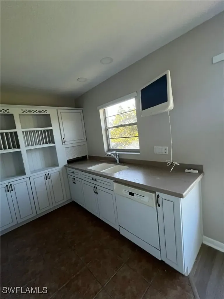 6824 Sandtrap Drive Fort Myers FL 33919