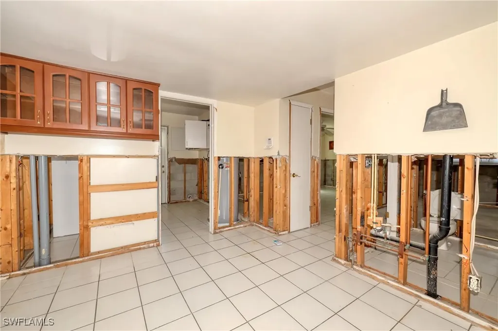 1888 Coral Circle North Fort Myers FL 33903
