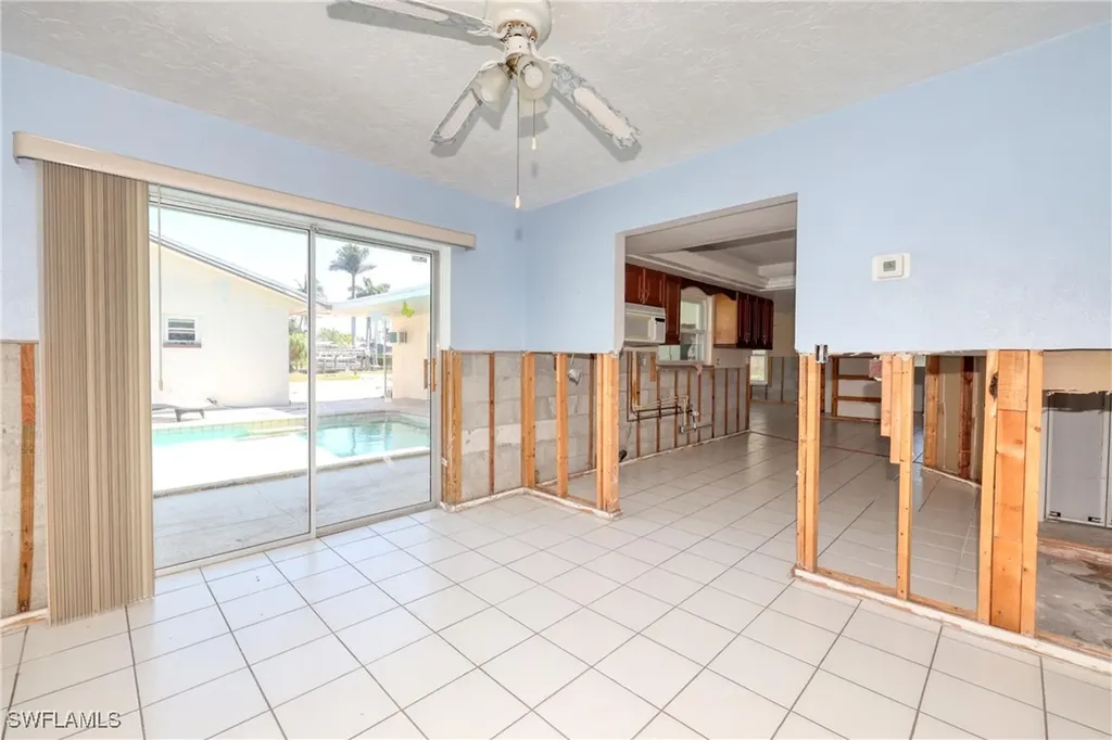 1888 Coral Circle North Fort Myers FL 33903
