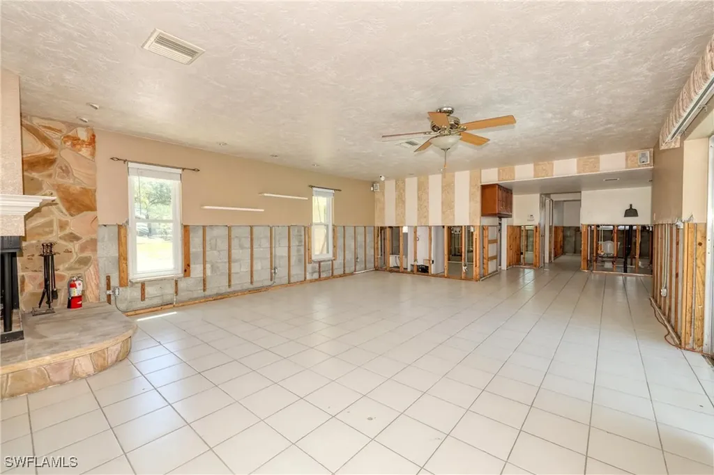 1888 Coral Circle North Fort Myers FL 33903