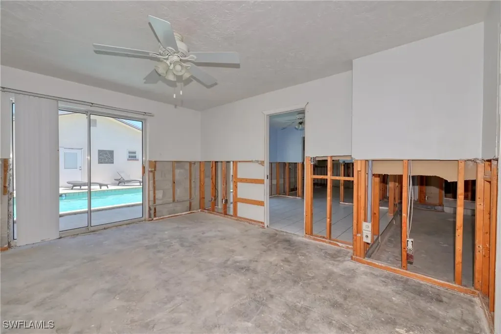 1888 Coral Circle North Fort Myers FL 33903