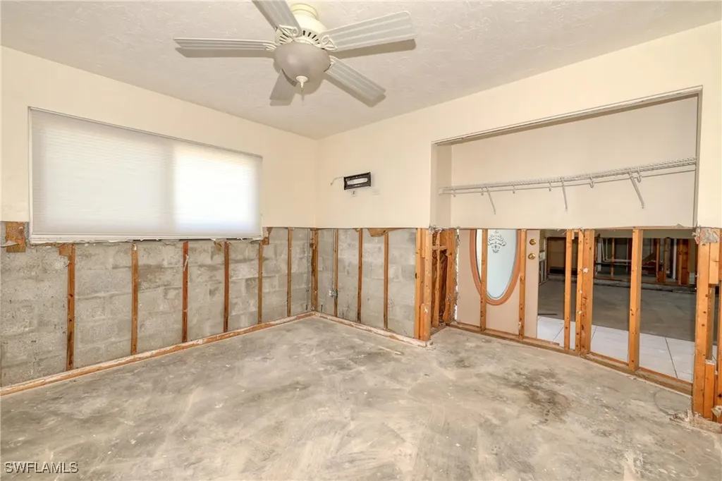 1888 Coral Circle North Fort Myers FL 33903