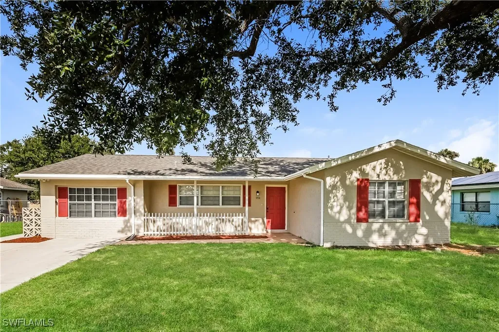 904 Jarmilla Lane Fort Myers FL 33905