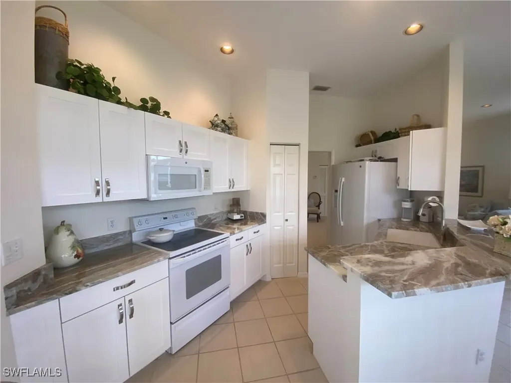 9181 Las Maderas Drive Bonita Springs FL 34135