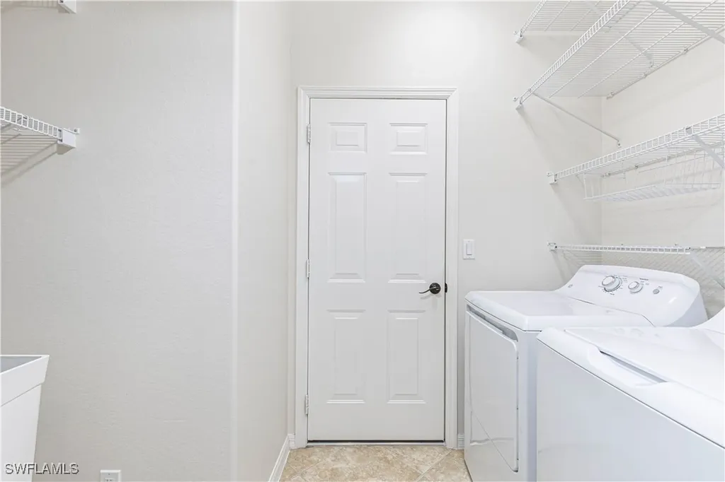 144 Glen Eagle Circle Naples FL 34104