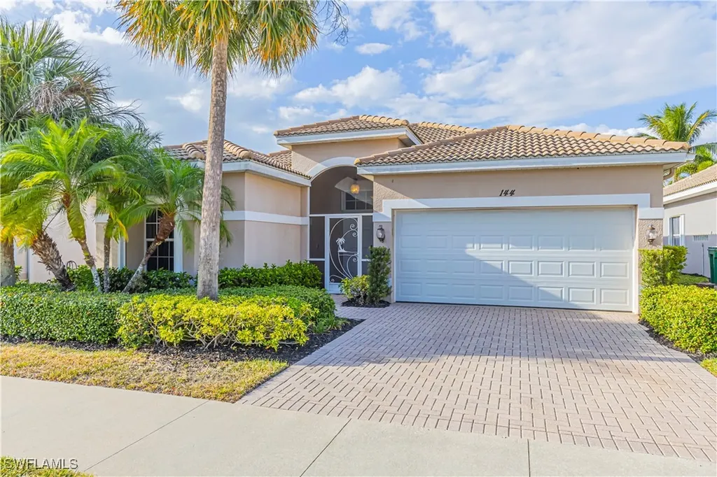 144 Glen Eagle Circle Naples FL 34104