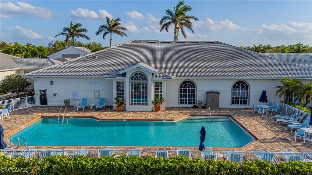144 Glen Eagle Circle Naples FL 34104