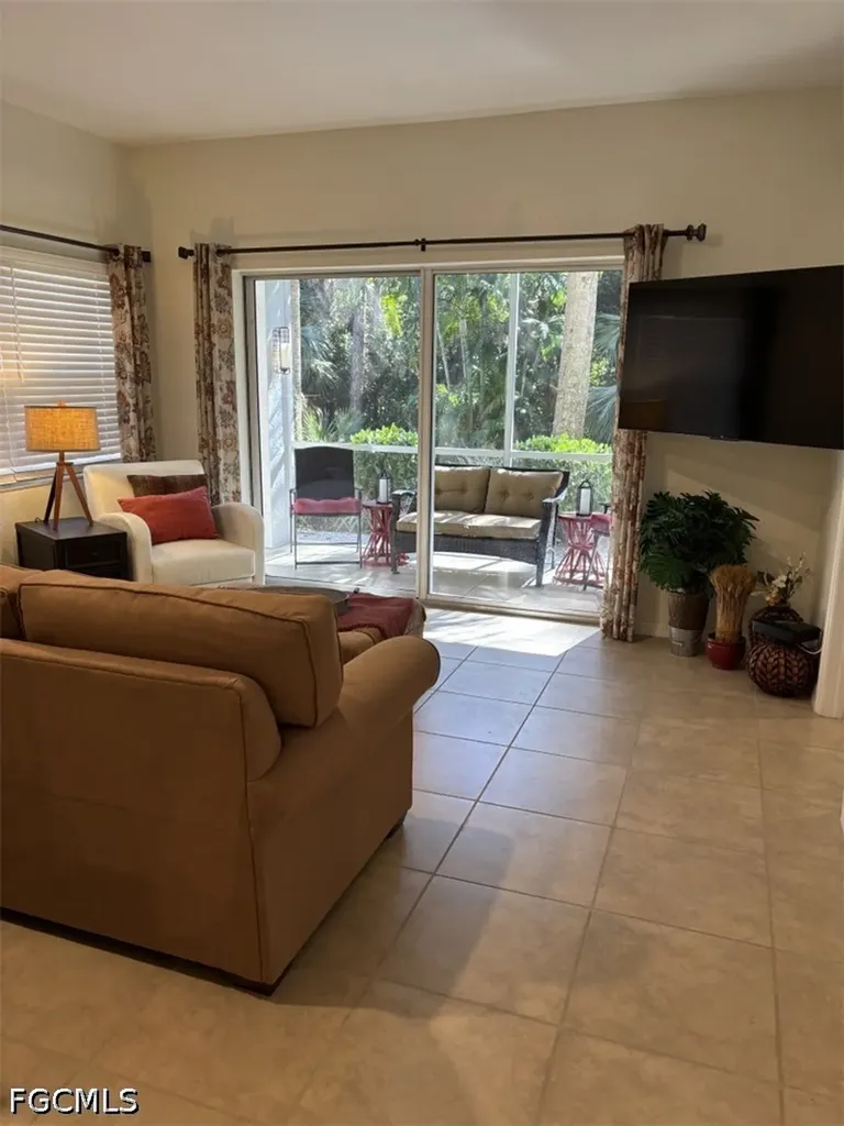 4440 Botanical Place Circle Naples FL 34112