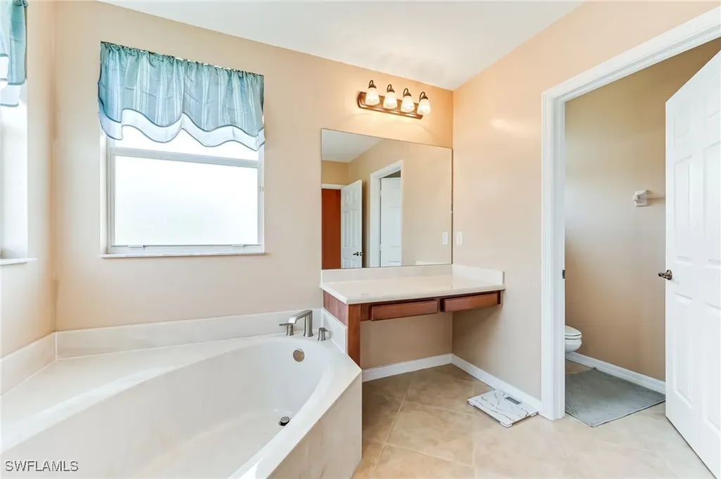 17051 Tremont Street Fort Myers FL 33908
