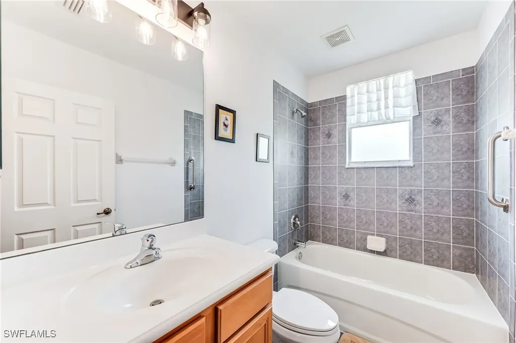 17051 Tremont Street Fort Myers FL 33908
