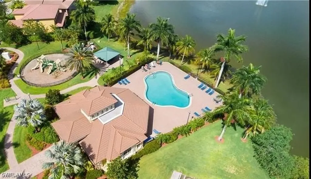 17051 Tremont Street Fort Myers FL 33908