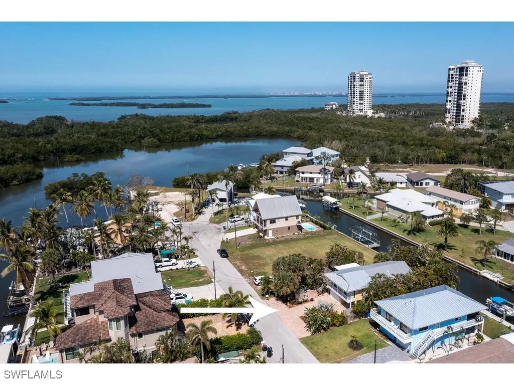 4738 Jackfish Street Bonita Springs FL 34134