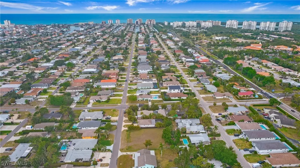 713 109th Avenue N Naples FL 34108