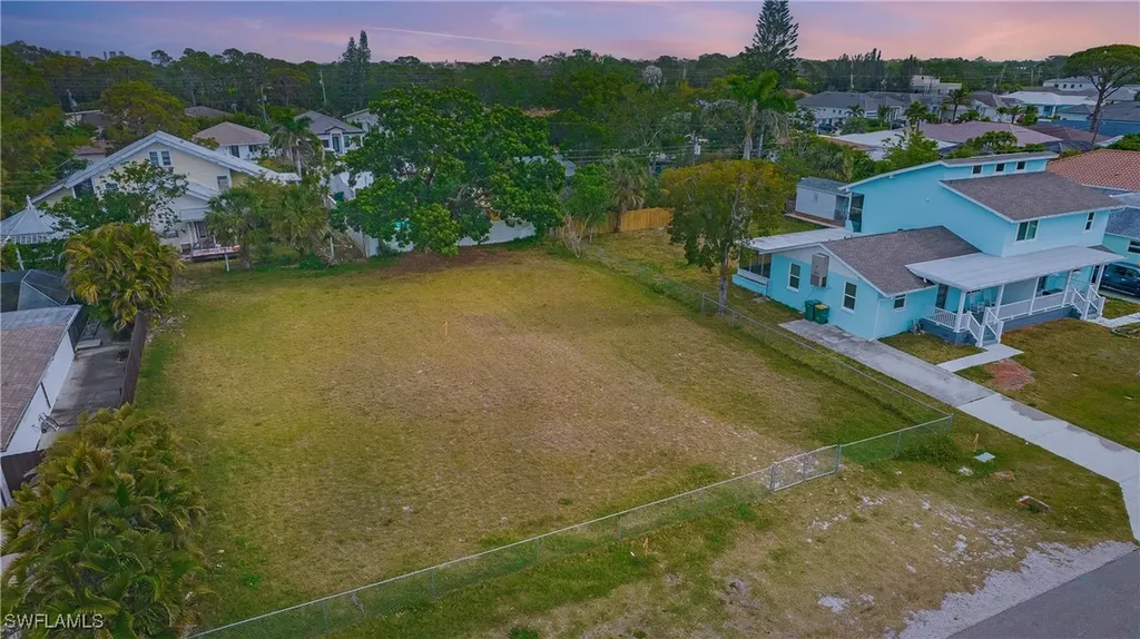 713 109th Avenue N Naples FL 34108