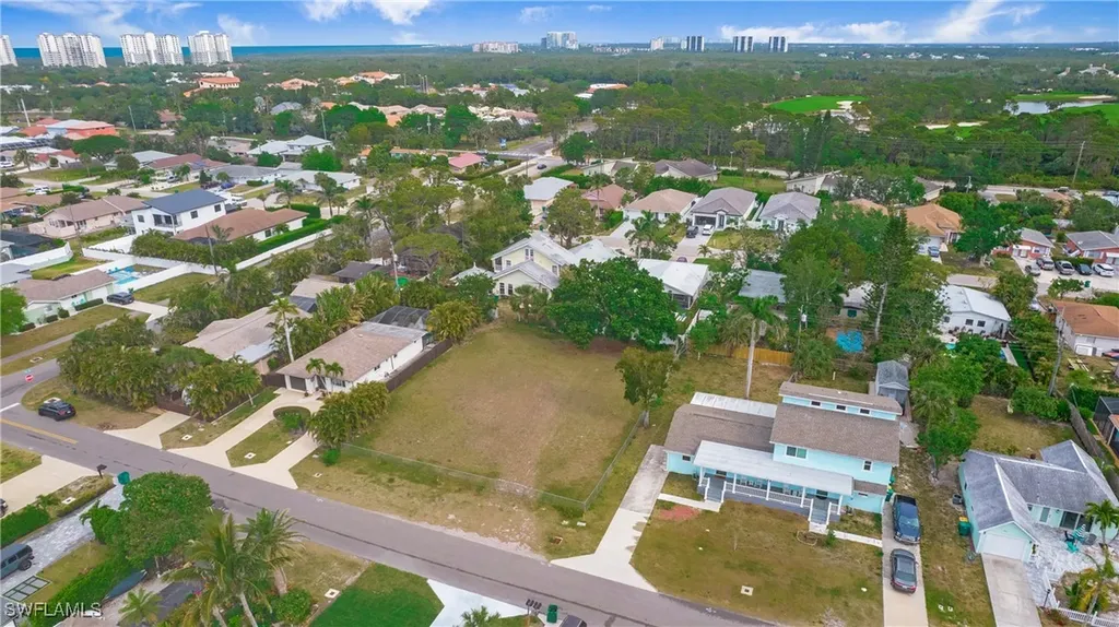 713 109th Avenue N Naples FL 34108