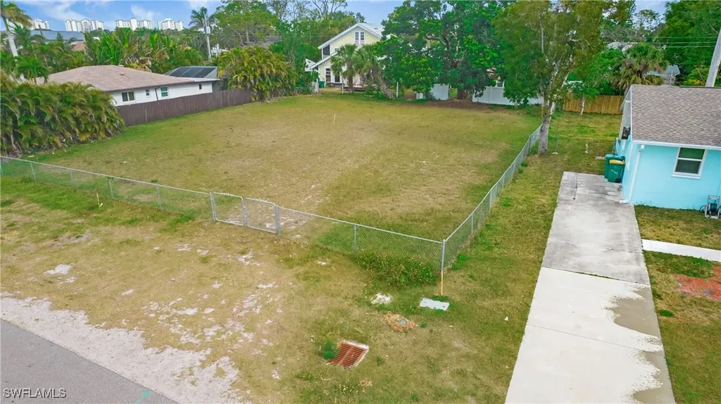 713 109th Avenue N Naples FL 34108