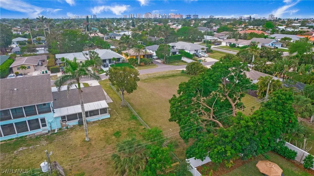 713 109th Avenue N Naples FL 34108