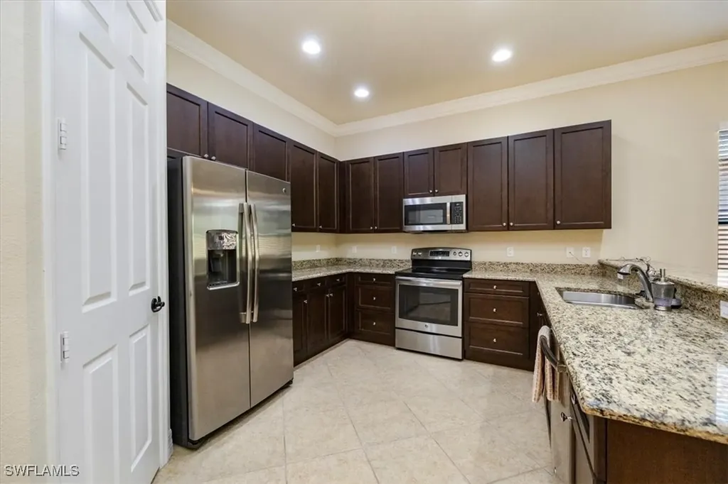 13458 Sumter Lane Naples FL 34109