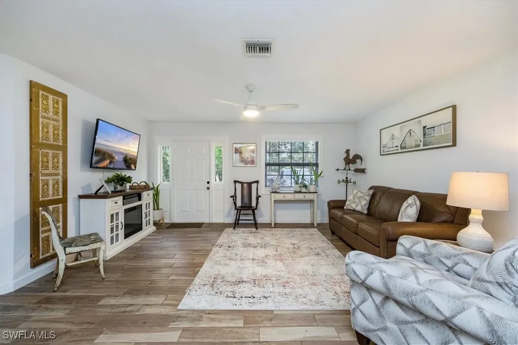 27111 Edgewood Street Bonita Springs FL 34135